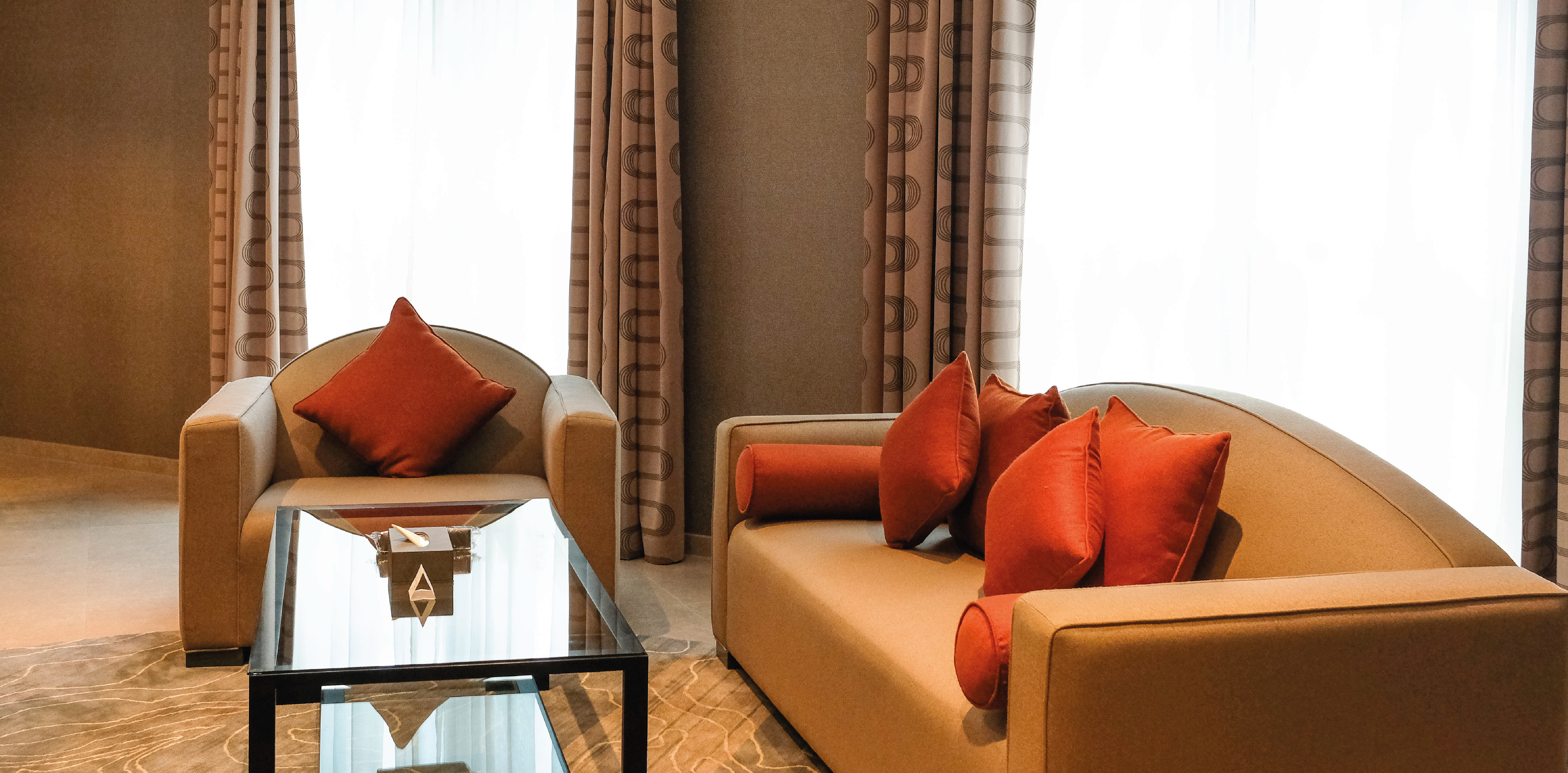 Grand Cosmopolitan Hotel